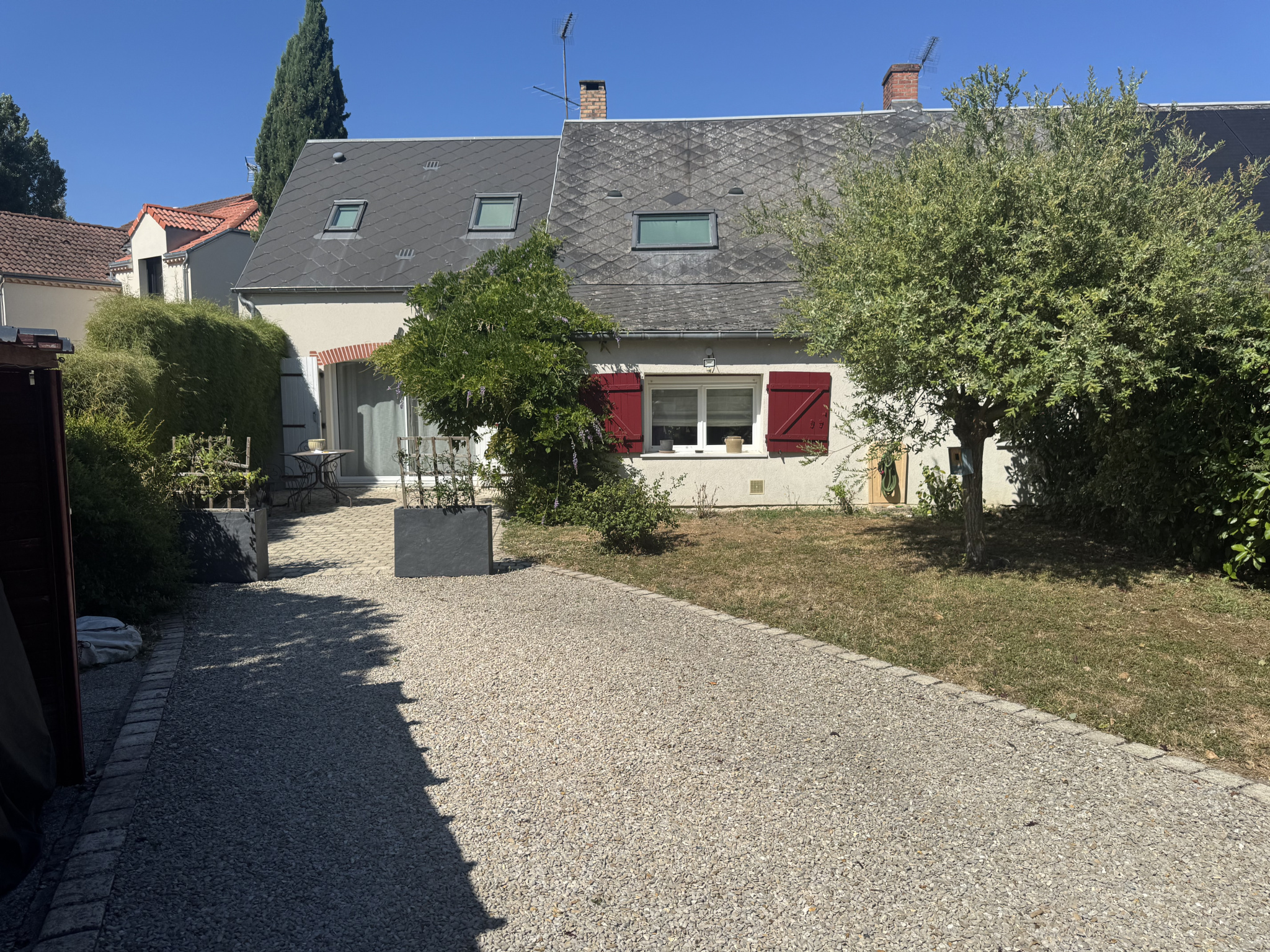 Maison ancienne sur Semoy